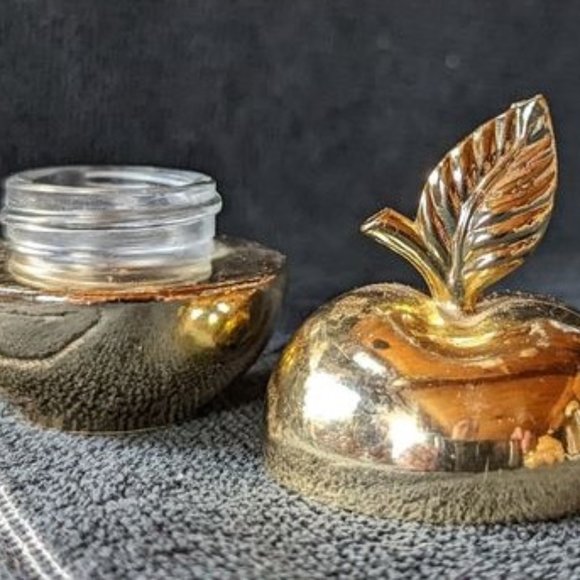 REDUCED Vintage AVON Enchanted Apple – Sachet of Roses - Cream Sachet c 1970s - Picture 3 of 6